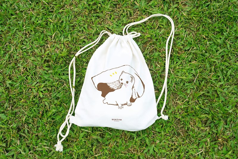 【動物系列】#7 雪地裡的白鼬 帆布束口後背包 束口袋帆布袋 - 水桶袋/索繩袋 - 其他材質 白色