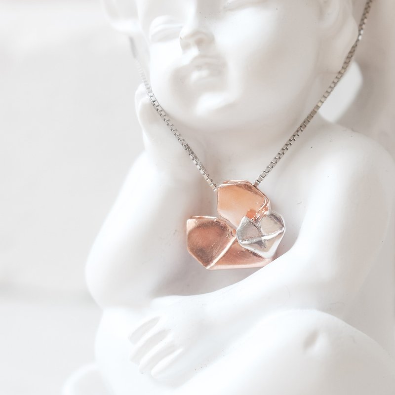Silver Origami Heart Necklace (Dual Color) - Mother&#39;s Love