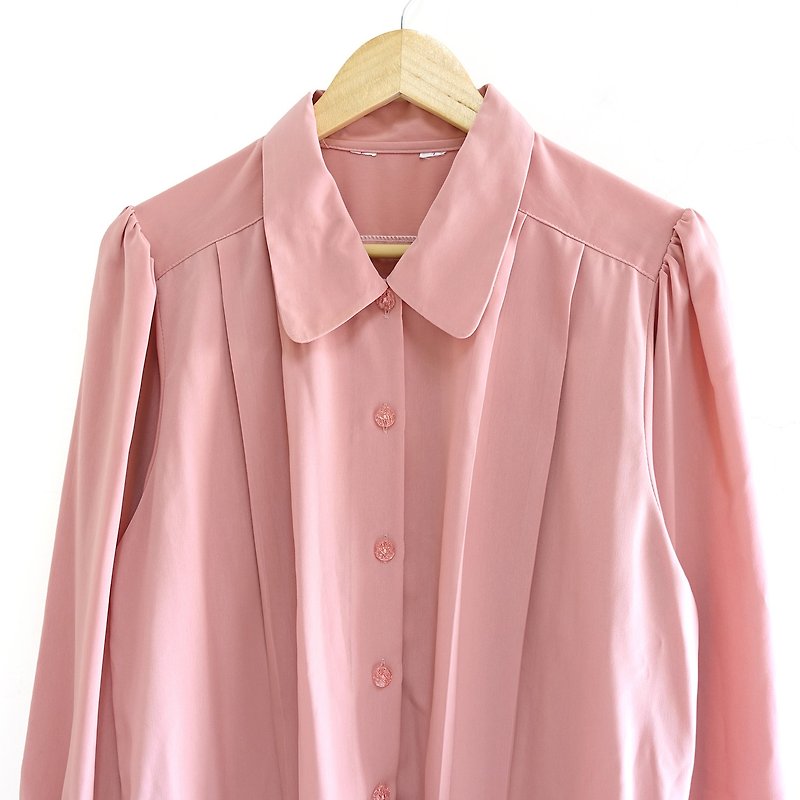 │Slowly│ beautiful people - vintage shirt │vintage. Retro. Literature. - Women's Shirts - Polyester Pink