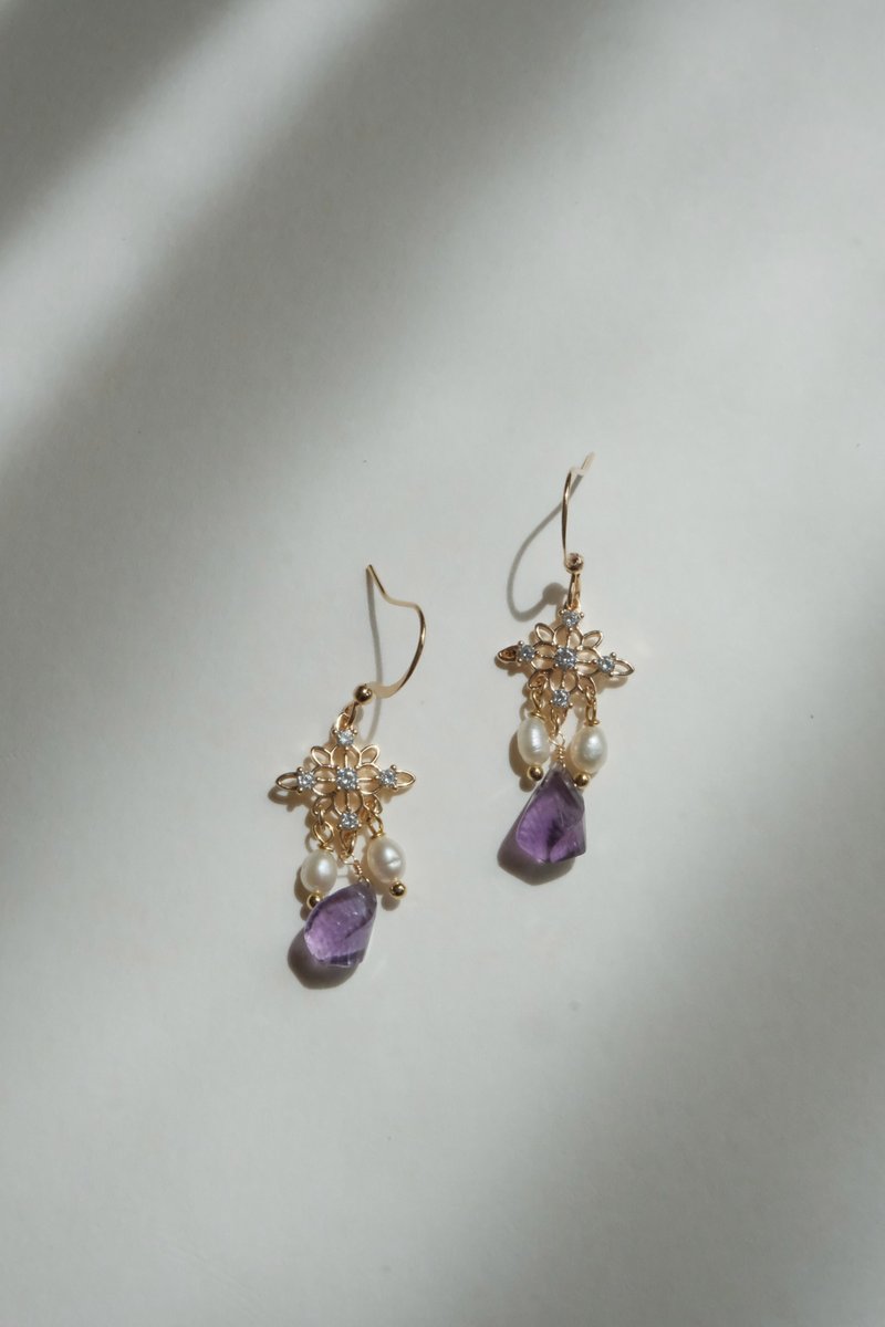 Nectar Flowy Sweet Pea Amethyst Pearl Earrings - ต่างหู - เครื่องประดับพลอย 