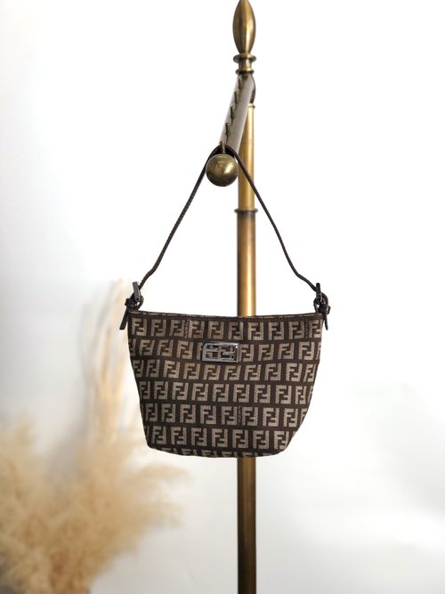 FENDI フェンディ ズッキーノ ハンドバッグ 日本直送 名牌中古包 】FENDI フェンディ ズッキーノ