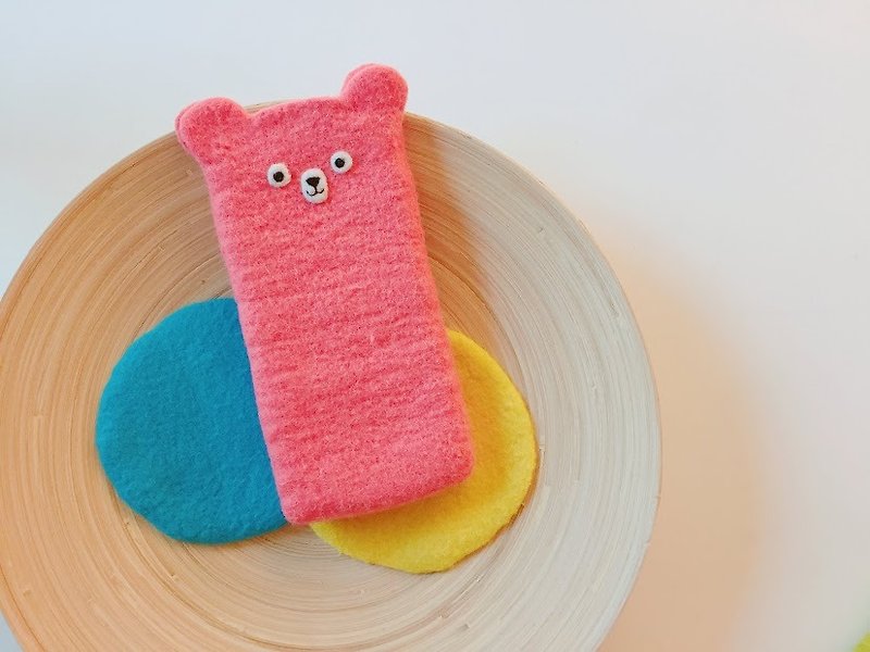 Wool Felt - Pink Bear Shape Mobile Phone Case - Other - Wool Pink