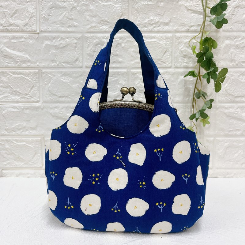 Xiaohuanghua-Vest top gold handbag can be worn cross-body - Handbags & Totes - Cotton & Hemp Blue