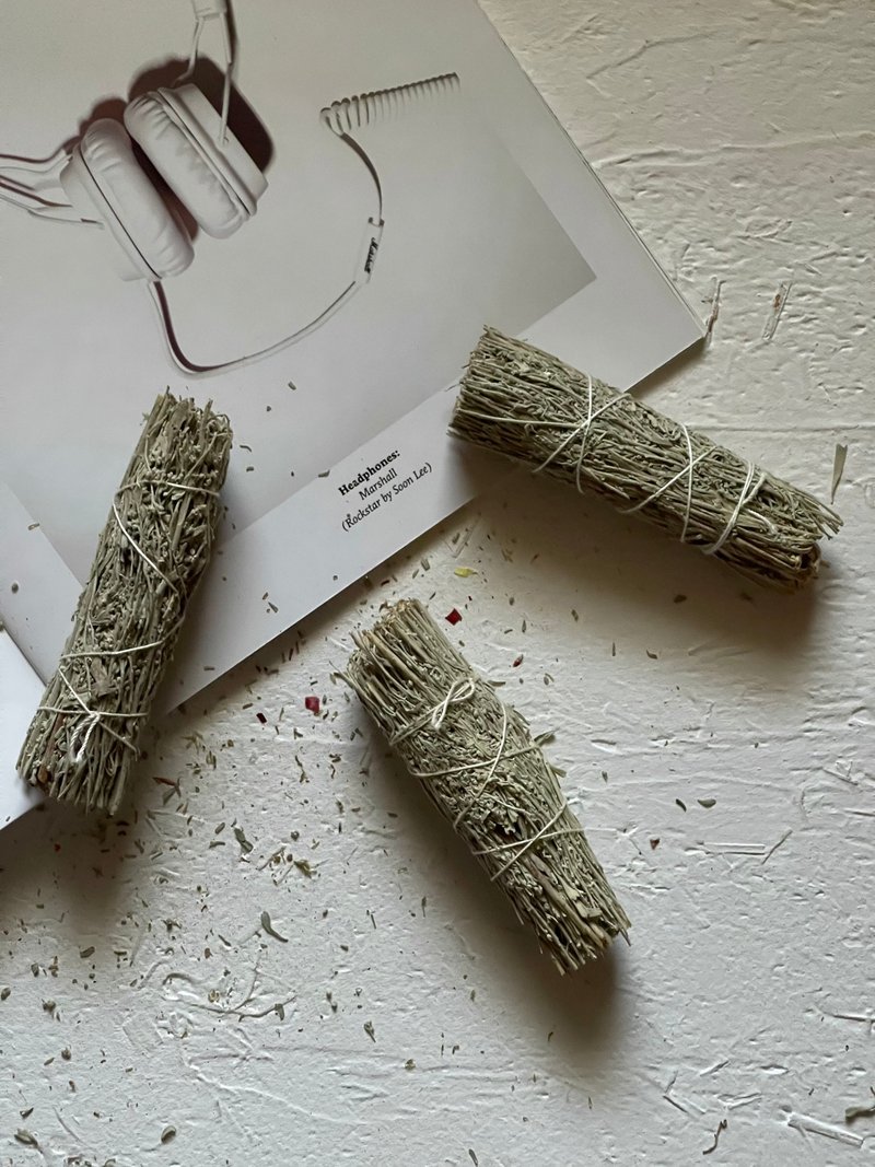 藍色鼠尾草柯巴 小捆 - 香氛/精油/擴香 - 其他材質 灰色