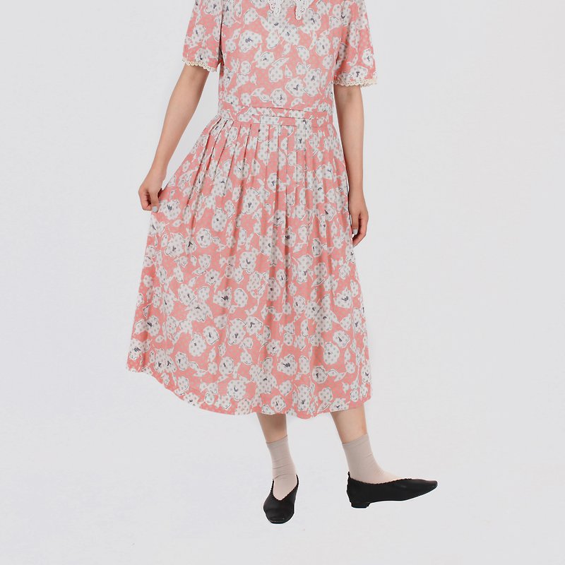 【Egg Plant Vintage】Peach Blossom and Peach Blossom Print Short Sleeve Vintage Dress - ชุดเดรส - เส้นใยสังเคราะห์ สึชมพู