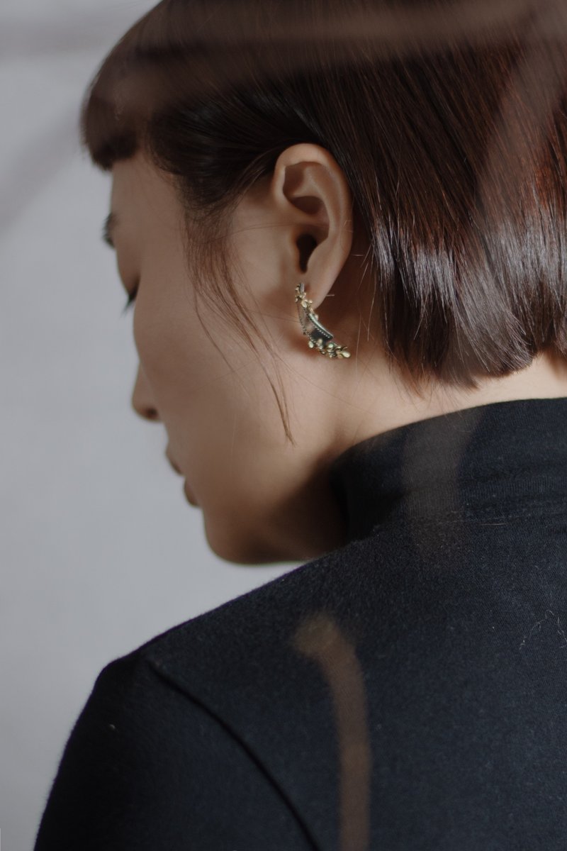 Special edition of the series! Leaf & Leaves | Vine leaf earrings & Clip-On - ต่างหู - เงินแท้ สีเงิน