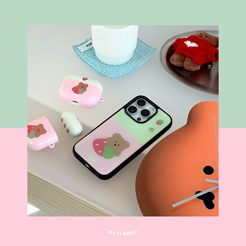 Chanibear (Bumper Epoxy) Pink Strawberry phonecase
