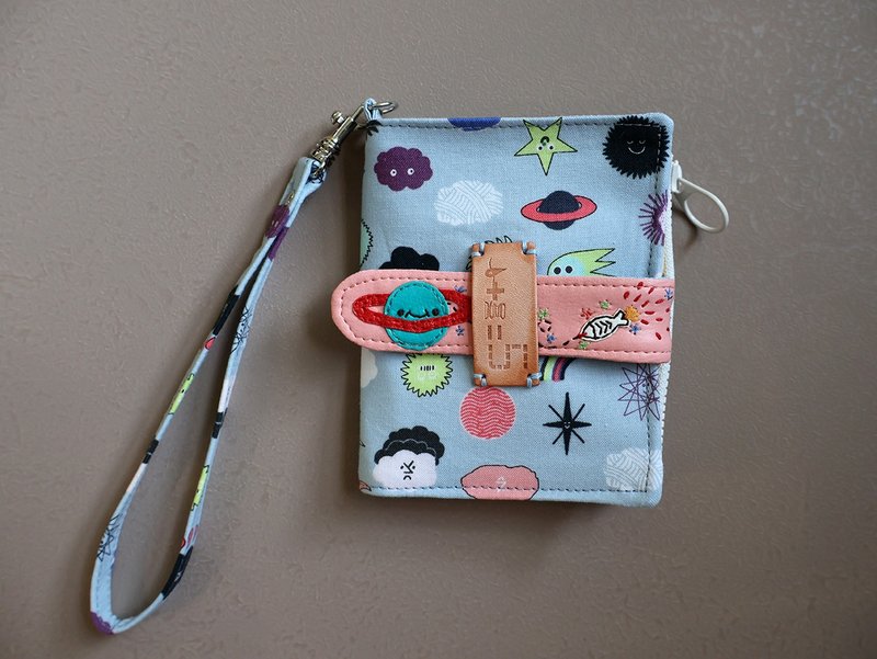 【fabric wallet】微笑星球藍  布短夾/中短夾 - 錢包/皮夾/長短夾 - 棉．麻 藍色