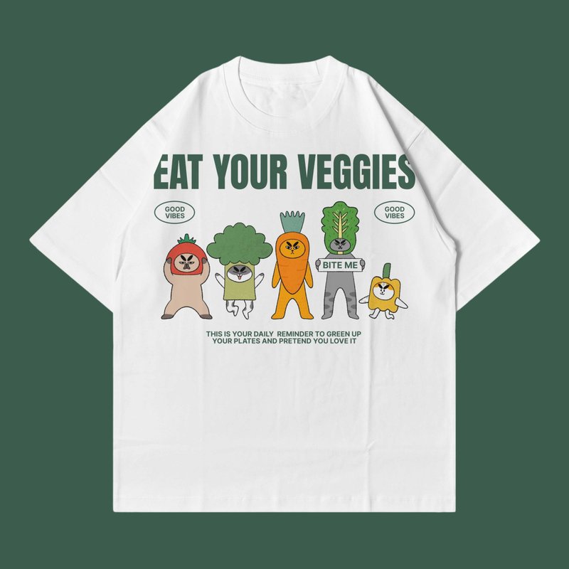 Eat Your Veggies Funny Cat Illustration Oversized T-shirt - เสื้อฮู้ด - วัสดุอื่นๆ ขาว