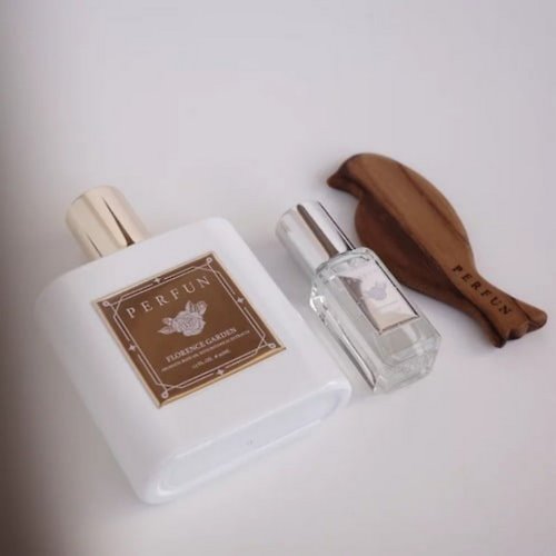PERFUN⎪天然植萃芳療精油品牌 PERFUN 佛羅倫斯花園-香氛保濕精萃 身體油 小金瓶套裝手工禮盒