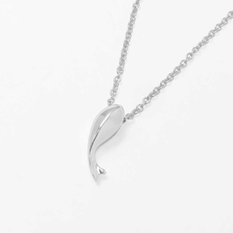 Small Fresh Series/ Minimalist Small Fish Necklace/ 925 Silver - สร้อยคอ - วัสดุอื่นๆ สีเงิน