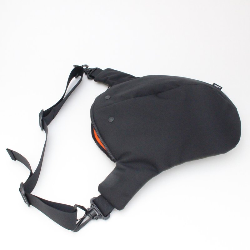 seto / creature bag / XLarge / O-sagari / Black Dark-green - 側背包/斜背包 - 聚酯纖維 黑色
