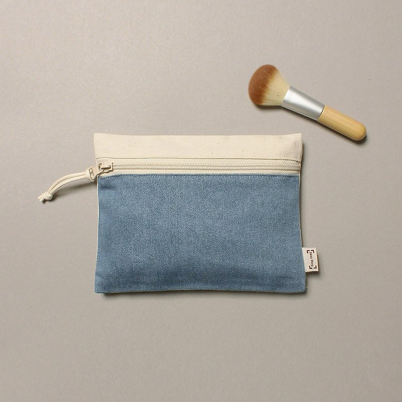 Denim Blue LayBag Sleeping Bag Makeup Small Storage Bag - กระเป๋าเครื่องสำอาง - ผ้าฝ้าย/ผ้าลินิน สีน้ำเงิน