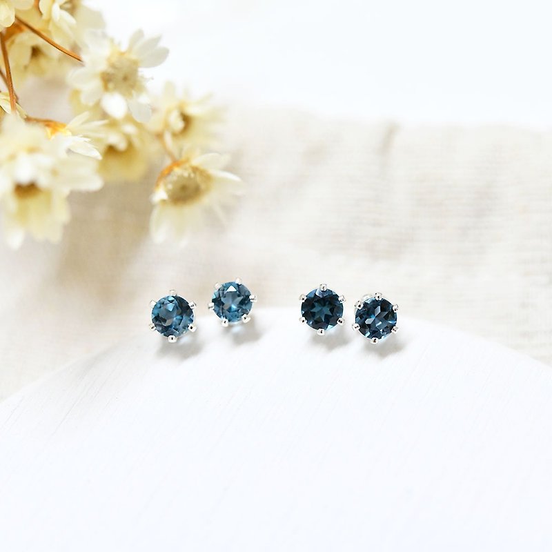 A Stone that attracts what you need and your chances London Blue Topaz Stud Earrings 4mm November Birthstone - ต่างหู - เครื่องเพชรพลอย สีน้ำเงิน