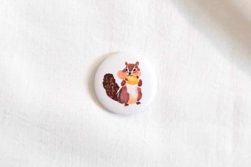 Little chinchilla gnaws peanut matte badge - Badges & Pins - Plastic White