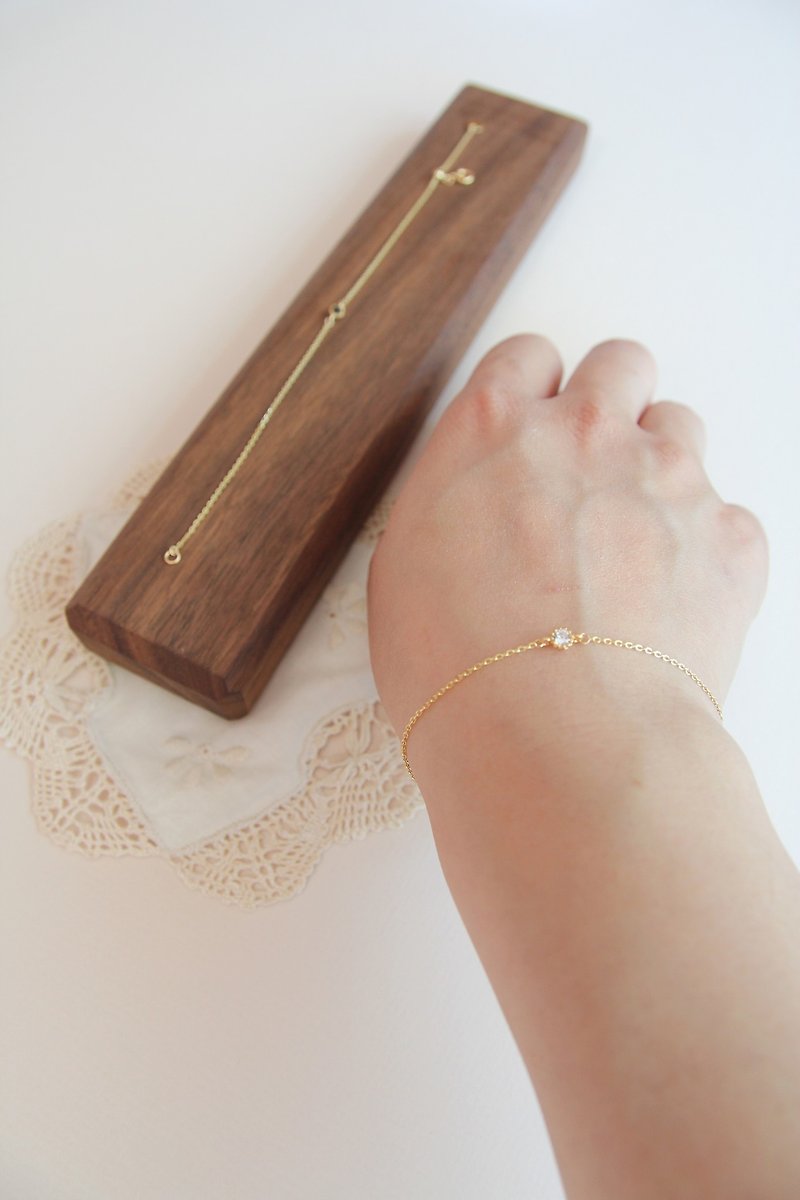 18k gold necklaces , pearl necklaces , bracelets , pearl bracelets , Jewellery , - Bracelets - Precious Metals Gold