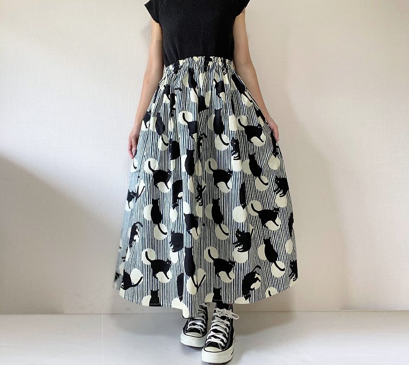 black cats  stripe　dot skirt　 maxi length - Skirts - Cotton & Hemp Blue