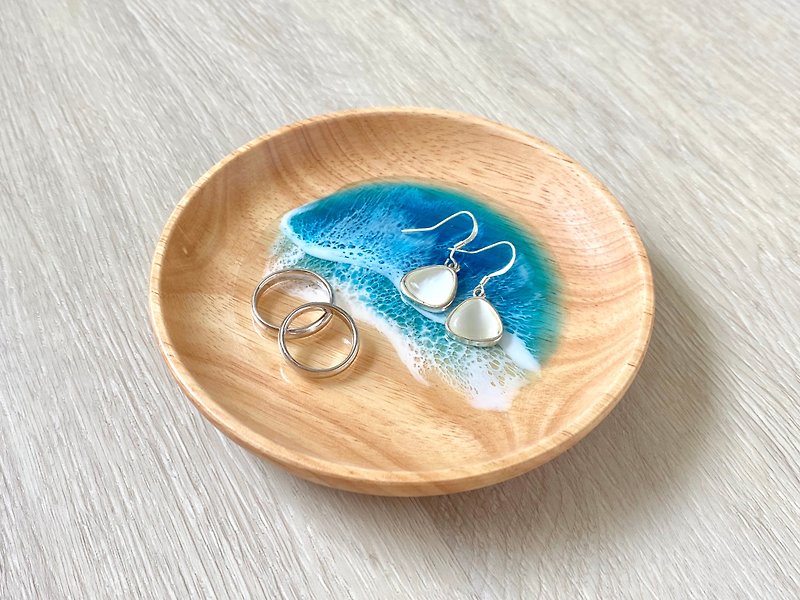 Circular Wood Accessories Tray, Trinkets / Coaster Dish, Wedding Gift, Home Gift - Items for Display - Wood Blue