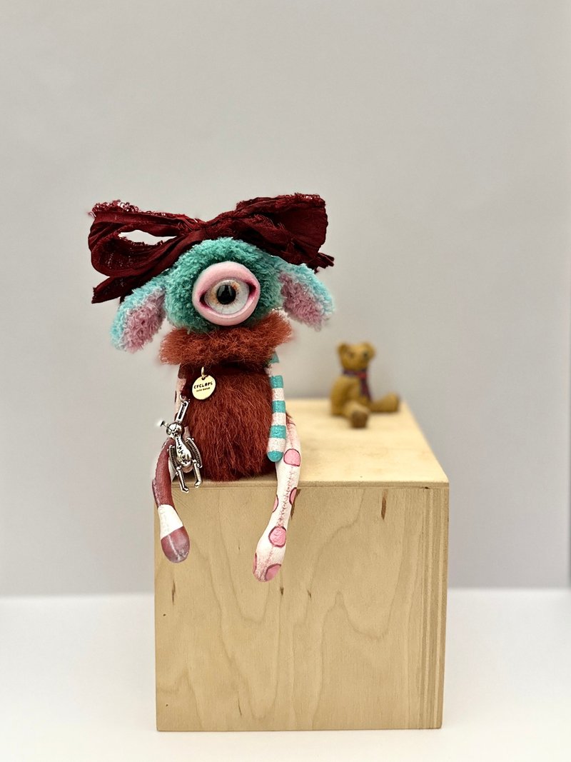 Cute ooak blue&marsala bunny cyclop doll; toy for Blythe _ MADE-TO-ORDER! - 公仔/玩偶 - 其他材質 多色