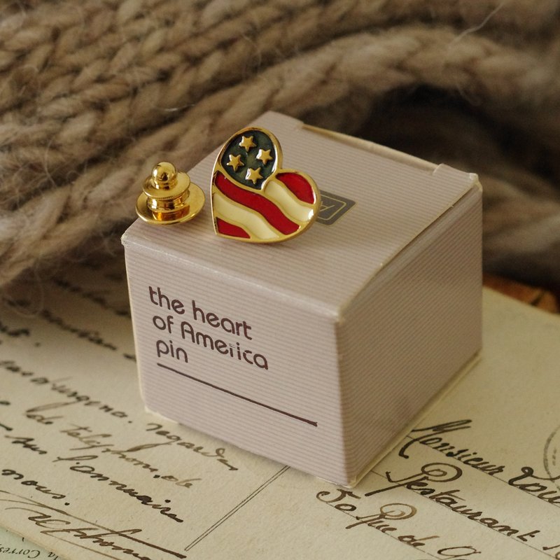 老又好古董珠寶 Vintage 金色愛心美國琺瑯別針胸針 AVON B2151 - 胸針 - 其他金屬 金色