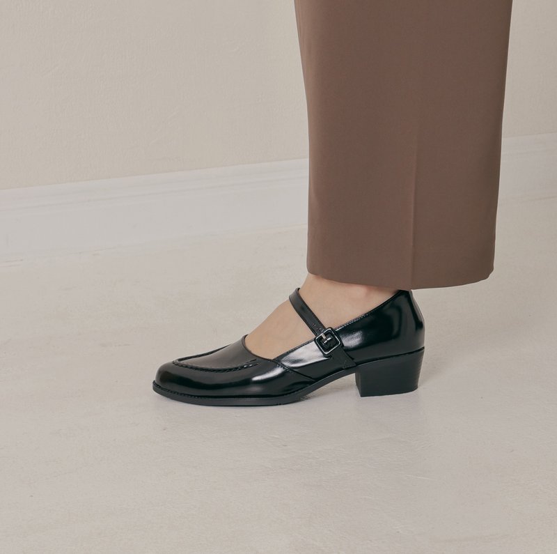 Horizontal shallow mouth-Mary Jane pointed leather shoes-black - รองเท้าหนังผู้หญิง - หนังแท้ สีดำ