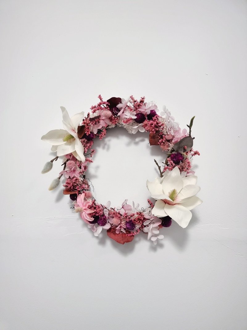 magnolia flower wreath floral garland (Preserved / Dried Flowers designed) - Wall Décor - Other Materials Pink