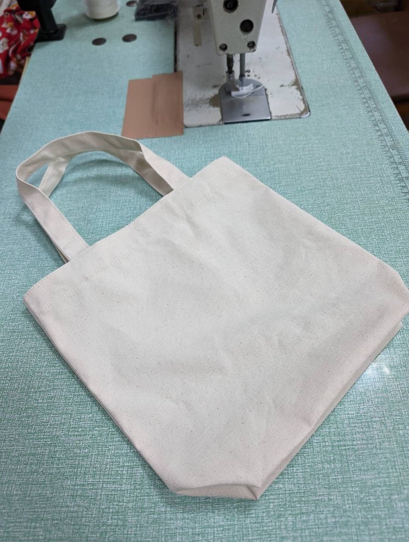 (YOYO文創)台灣製空白帆布袋 手繪袋 可代客繡人名 環保袋 - 手提包/手提袋 - 棉．麻 