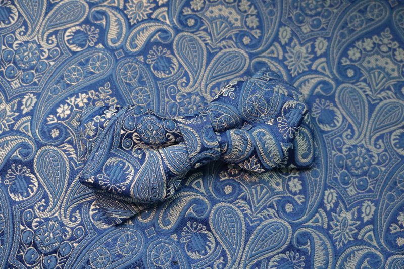 Blue and white porcelain color matching bow tie pocket towel suit fashion weddin - Ties & Tie Clips - Silk Blue