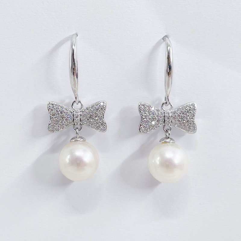 PJ.甜美 蝴蝶結珍珠耳環 - 耳環/耳夾/耳骨夾 - 珍珠 