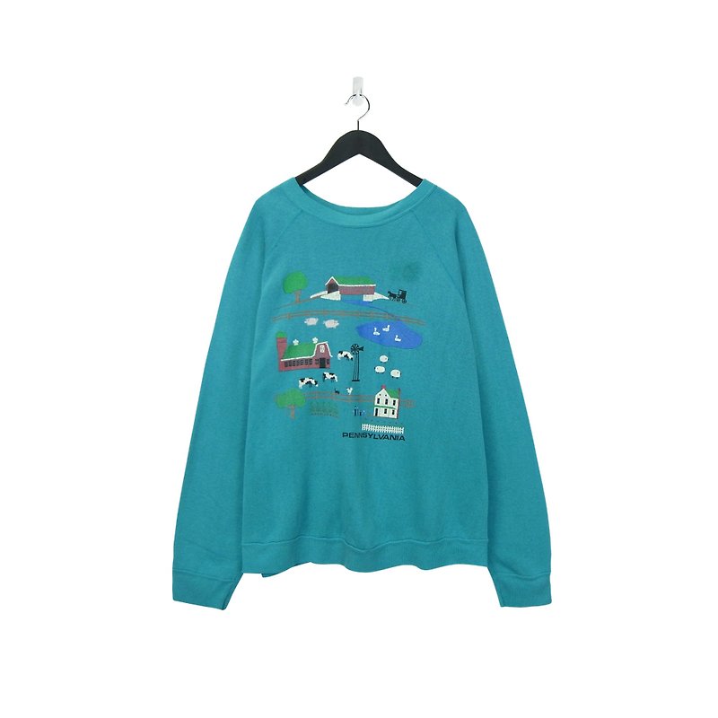 A‧PRANK :DOLLY :: 湖水藍牧場古著大學T(T803001) - 女 T 恤 - 棉．麻 藍色