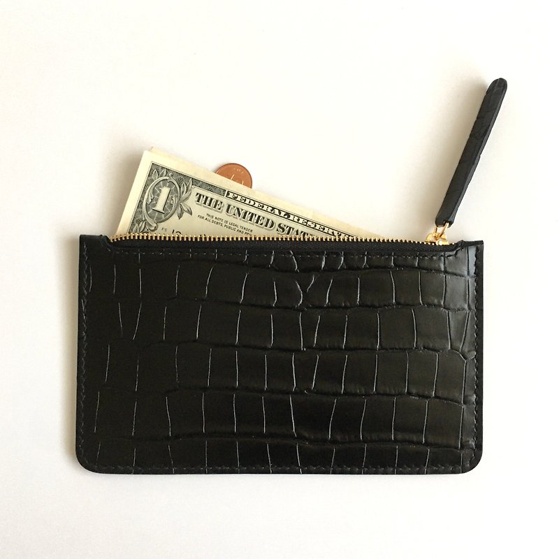 Ultra-thin handmade leather zipper long clip/crocodile pattern - กระเป๋าสตางค์ - หนังแท้ สีดำ