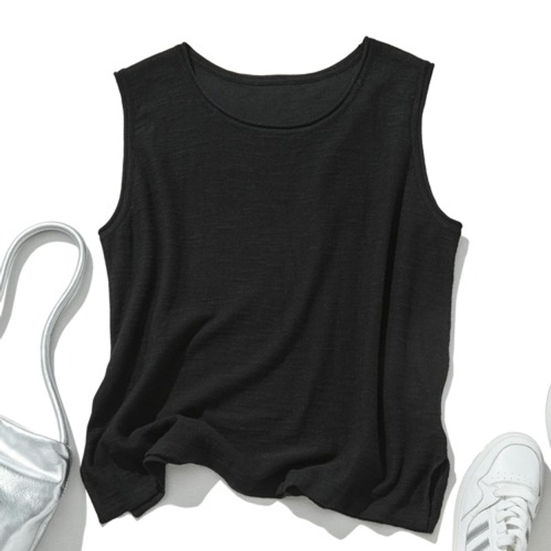 A versatile tank top that you can wear comfortably every day Cotton Linen top Black 240702-3 - เสื้อผู้หญิง - ผ้าฝ้าย/ผ้าลินิน 