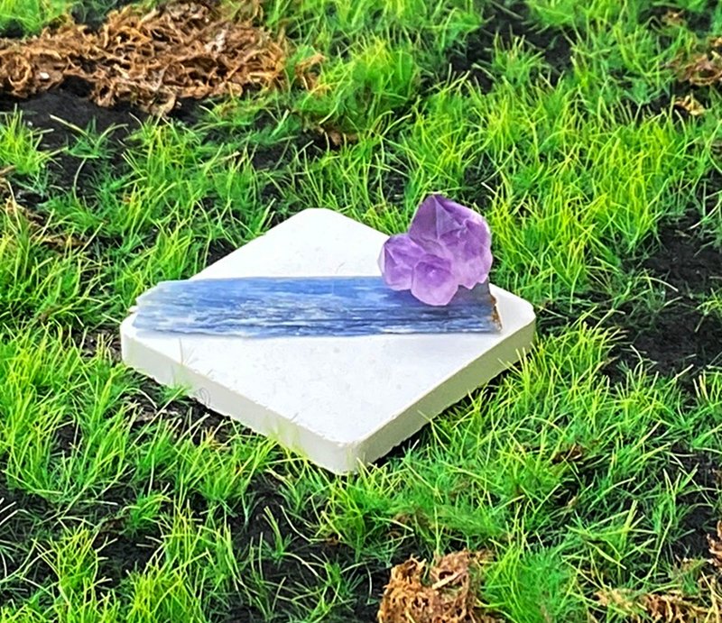 紫晶骨幹晶花 | 藍晶石 | 溝通 表達 觀察力 避邪化煞 招財增智慧 - 擺飾/家飾品 - 水晶 多色