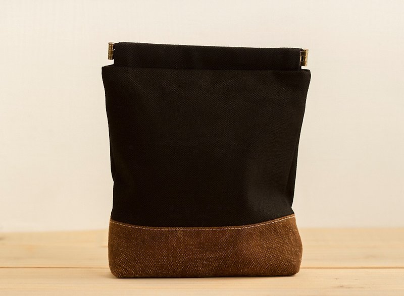 กระเป๋าใบเล็ก No.13 - กระเป๋าเครื่องสำอาง - ผ้าฝ้าย/ผ้าลินิน สีดำ