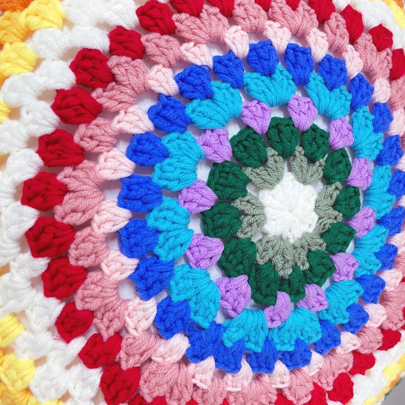 手工鉤織雙面曼陀羅抱枕【Crochet round pillow】含枕芯 - 擺飾/家飾品 - 棉．麻 