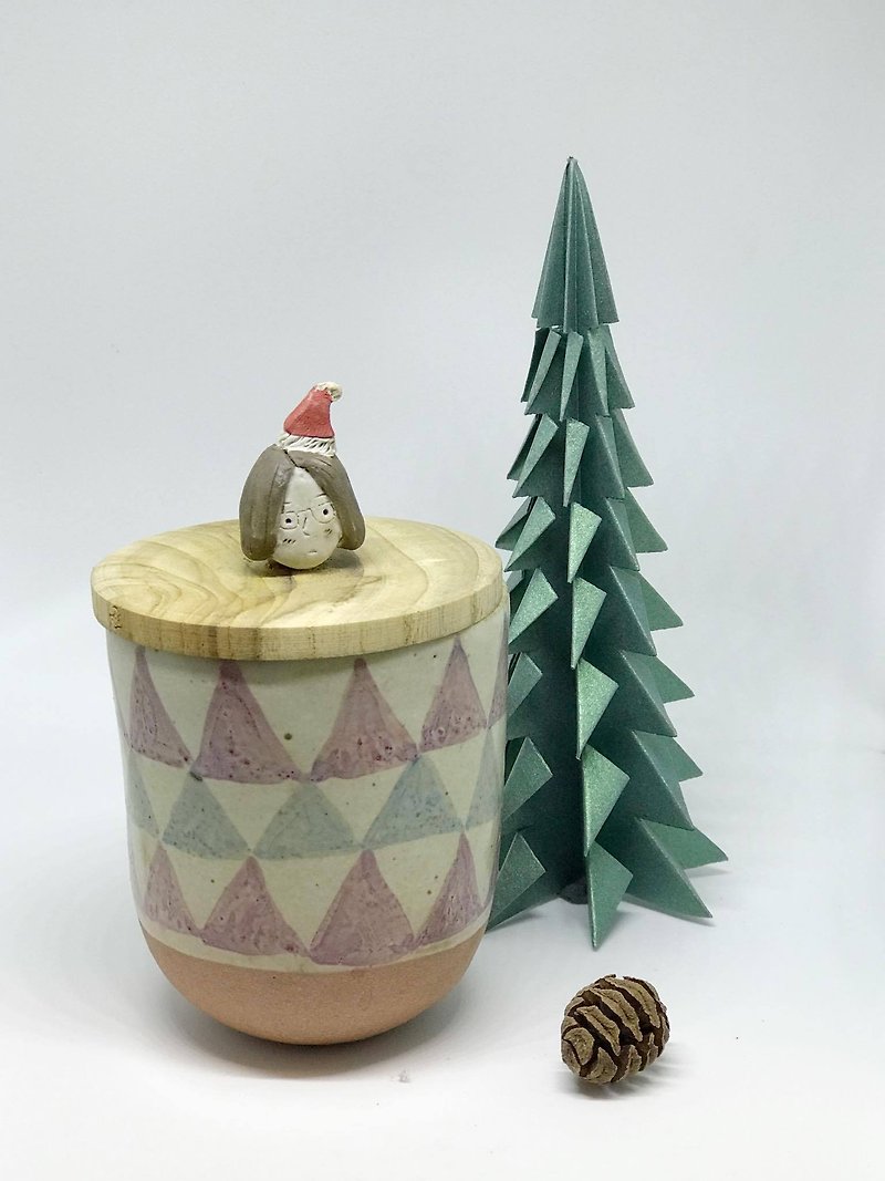 Somebody ceramic cup : Christmas girl handle with teak wood cover polka dot design body - Teapots & Teacups - Pottery Red