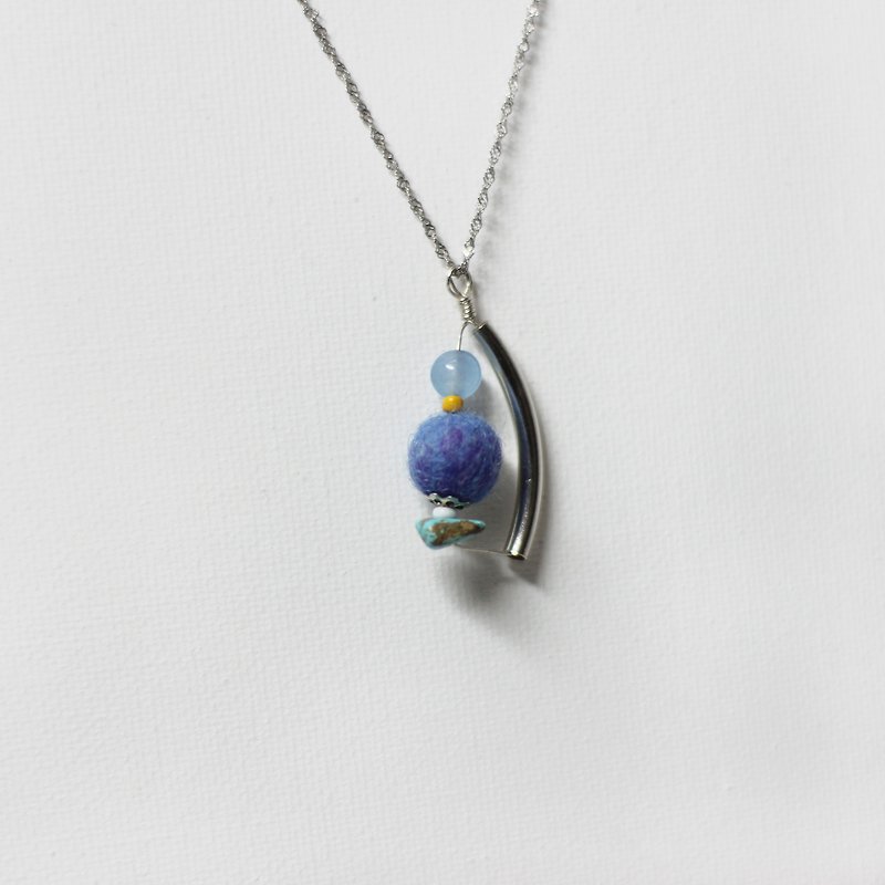 【Dream Series】 wool felt creative jewelry 925 silver necklace fresh planet Gengyue models - สร้อยคอ - ขนแกะ สีน้ำเงิน
