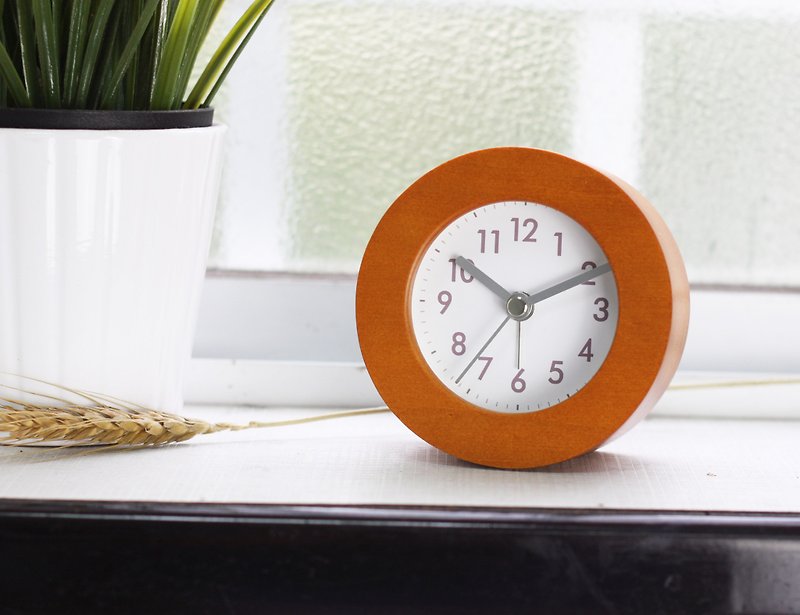 Wooden Round Classic Alarm Clock - นาฬิกา - ไม้ สีนำ้ตาล