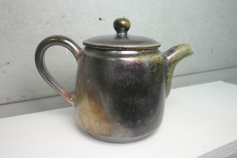 [稻禾] teapot / firewood / hand made - Teapots & Teacups - Pottery 