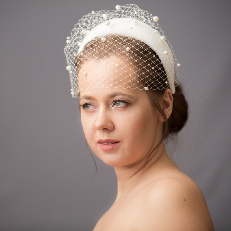 Pearl birdcage veil padded velvet headband for bride.  Bridal headband - ที่คาดผม - โลหะ ขาว