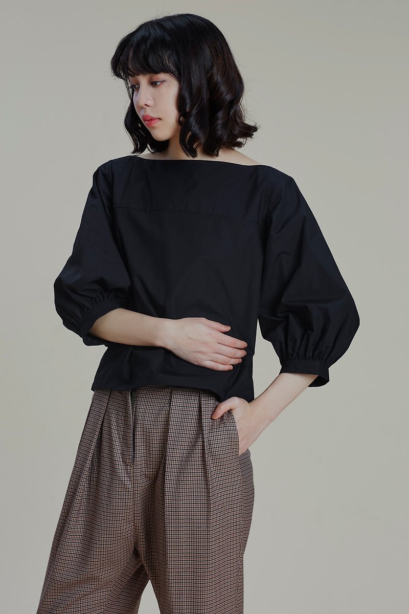 Shan Yong Black Elegant One-Piece Top - เสื้อผู้หญิง - ผ้าฝ้าย/ผ้าลินิน 