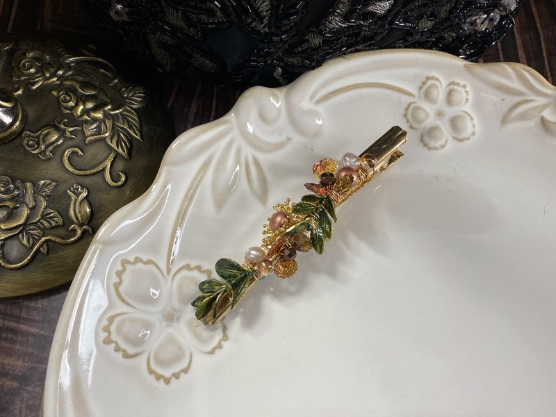 【母親節優惠】花見小路 新古典金箔貼花 手工髮夾 - 髮圈/髮夾 - 其他金屬 