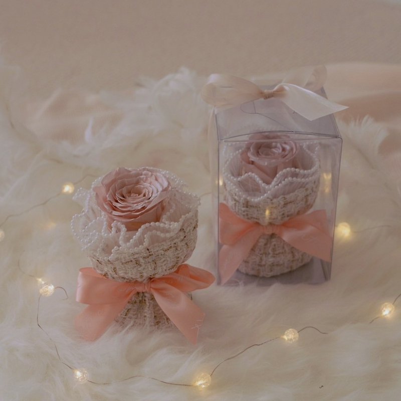 ミニ小さなフレグランスギフトボックス永遠のバラの花束真珠光沢のあるミルクティーローズ中国のバレンタインデーのギフト - ドライフラワー・ブーケ - 寄せ植え・花 ブラウン