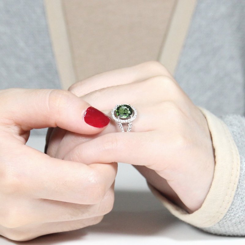 1.46 carat chrome green tourmaline ring natural colored gem custom customized - แหวนทั่วไป - เครื่องเพชรพลอย สีเขียว