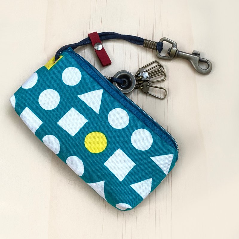 Zipper key case (geometric green) Japanese fabric to order production* - ที่ห้อยกุญแจ - ผ้าฝ้าย/ผ้าลินิน สีเขียว