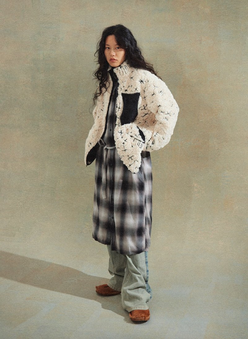 Crazy Lamb Coat 羊羔絨亂針繡外套 夾克 - 男夾克/外套 - 其他材質 白色