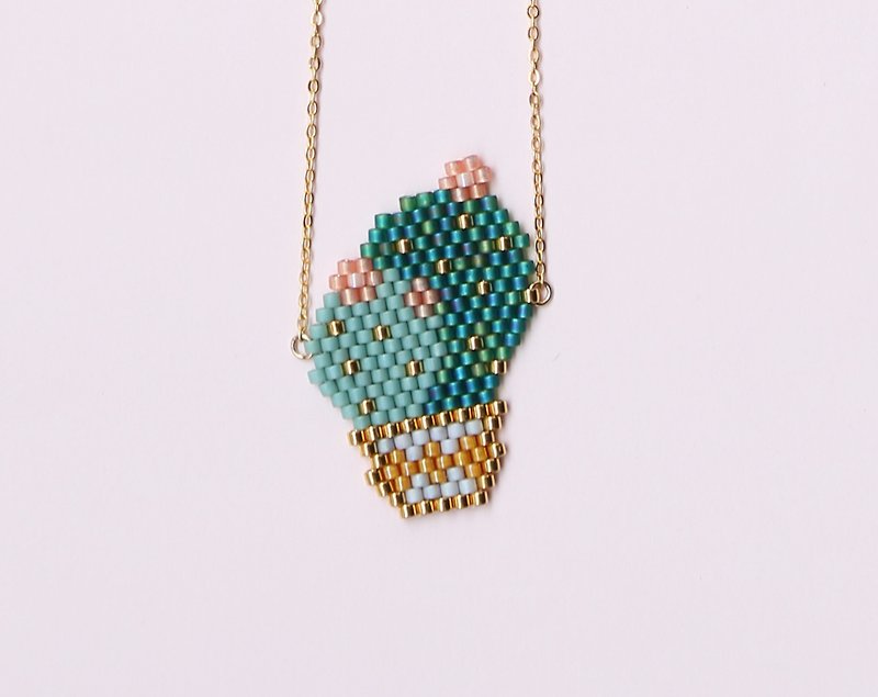 Substandard design Opuntia glass beads hand chain in Sterling Silver necklace clavicle - สร้อยคอ - แก้ว สีเขียว