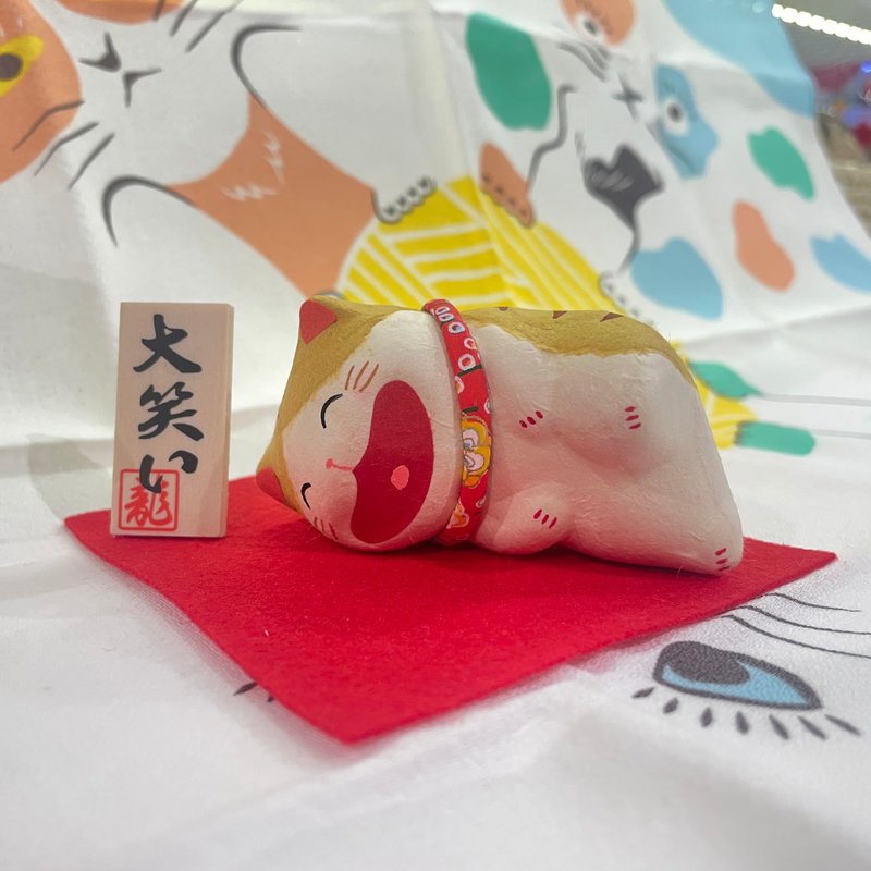 京都手作擺飾-大笑貓(倒)虎斑 - 擺飾/家飾品 - 其他材質 