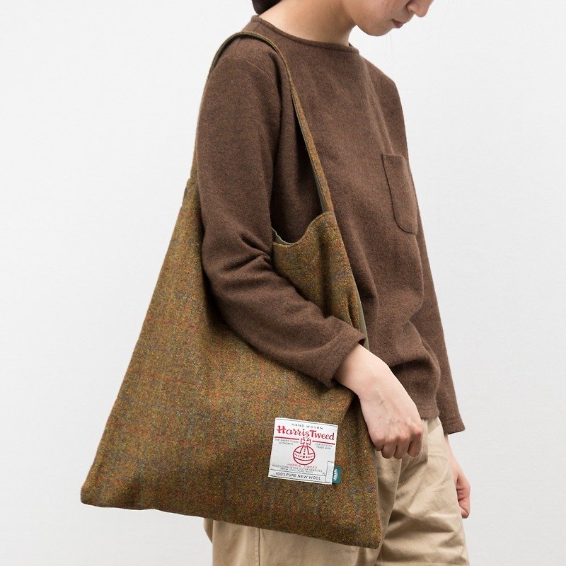 NTMY.Harris Tweed Tote Reese Tweed Shoulder Bag - Handbags & Totes - Wool Brown