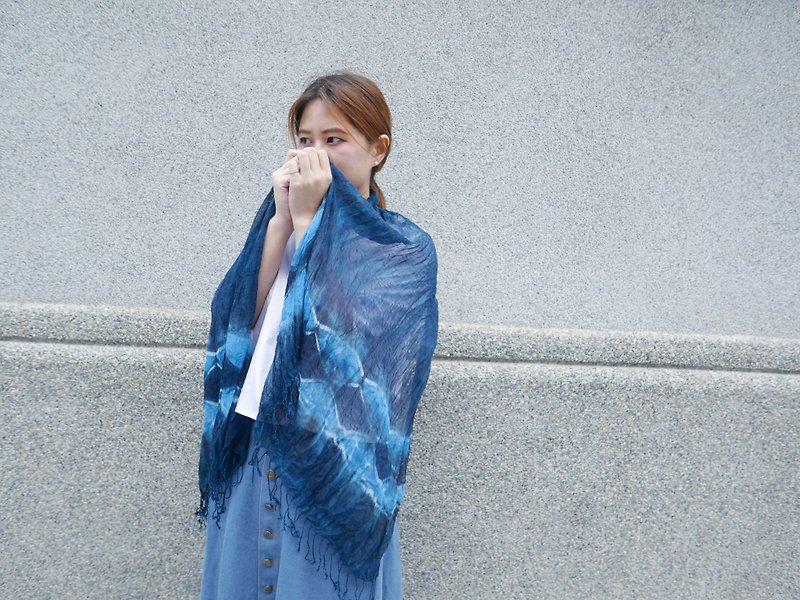 Tie dye scarf shawl cotten jacquard : Blue Diamond : - ผ้าพันคอถัก - ผ้าฝ้าย/ผ้าลินิน สีน้ำเงิน